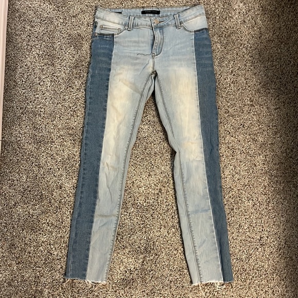 3 pairs of jeans: Lucky Brand, American Eagle, Blue Notes - Picture 8 of 9